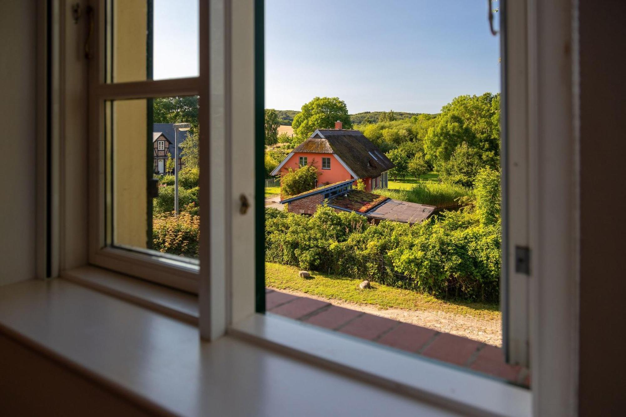 Ferienhaus Preetz 1A - Idylle Unter Reet Burtevitz Экстерьер фото