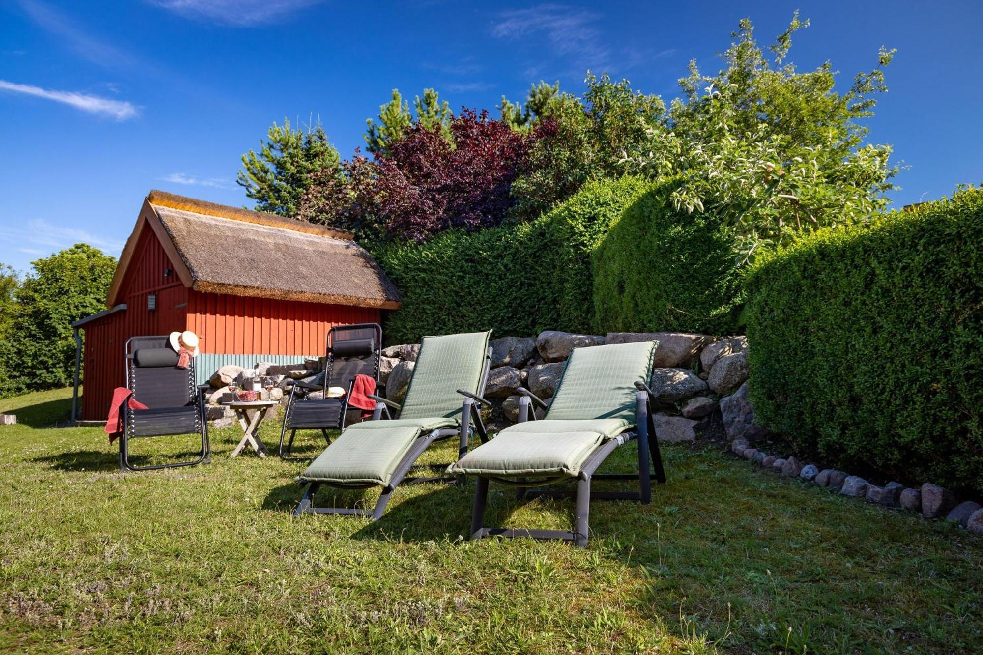 Ferienhaus Preetz 1A - Idylle Unter Reet Burtevitz Экстерьер фото